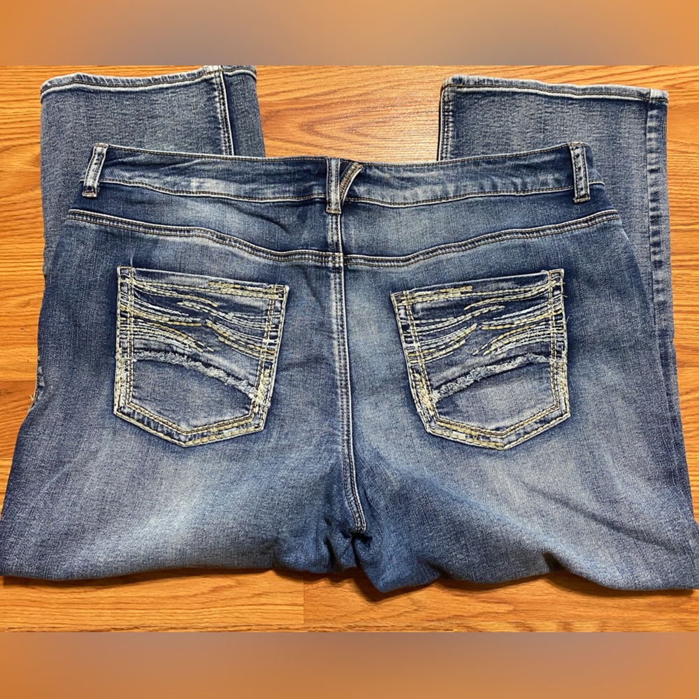 Maurices Medium Wash Denim Crop Jeans